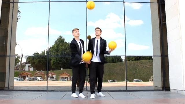 HELP! I NEED FREESTYLE | ФУТБОЛЬНОЕ ШОУ