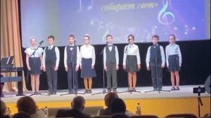 Петров и инопланетяне - муз. С. Белоусова, сл. Неизвестного автора, исп. Народный вок. анс. Элегия,