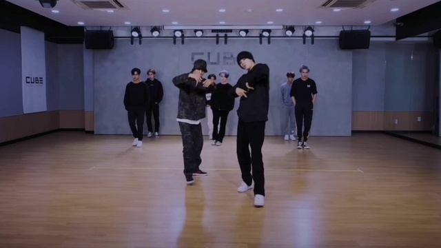 Pentagon - Daisy Dance Practice смотреть онлайн