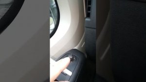обзор салона Пежо,прикольно рассказывает