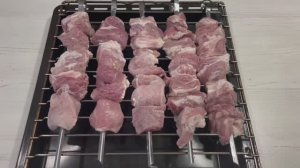 Шашлыки под угрозой ?Нет,готовим дома #шашлык #мясо