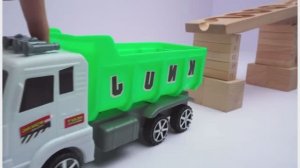 Машинки 🚘🚗🚗🚓🚓🚓🚑🚑🚔🚖🚙🛻🏎️ шарики🎈🎈🎈