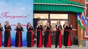 С праздником весны и труда!!
