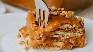 Простой ТОРТ без ВЫПЕЧКИ за 15 минут! Вкусный ТОРТ из ПЕЧЕНЬЯ со СГУЩЕНКОЙ, который ТАЕТ во РТУ!