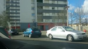 Как паркуются женщины