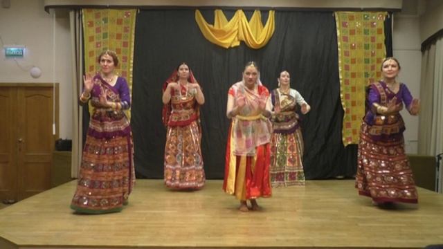 Банни Джуле Паална | Народный танец | Уттар-Прадеш | Театр ТАРАНГ | Москва