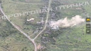 Разбираем нашим танком места скопления всушников.