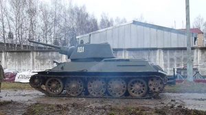 Обкатка танка Т-34, танковый музей в Кубинке, 7 декабря 2008