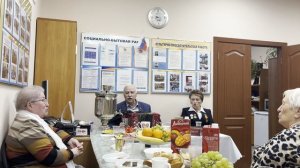 Песня "Катюша" - Расцветали яблони и груши, поплыли туманы над рекой...