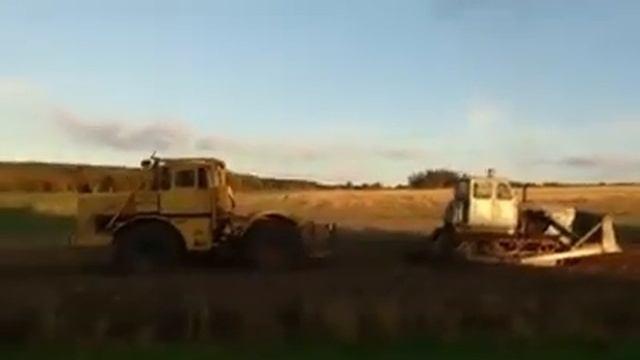 Советский трактор K 700 КИРОВЕЦ смотреть онлайн