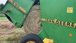 JOHN DEERE 570 В ИДЕАЛЕ : ЗАПУСК НА ПОЛЕ