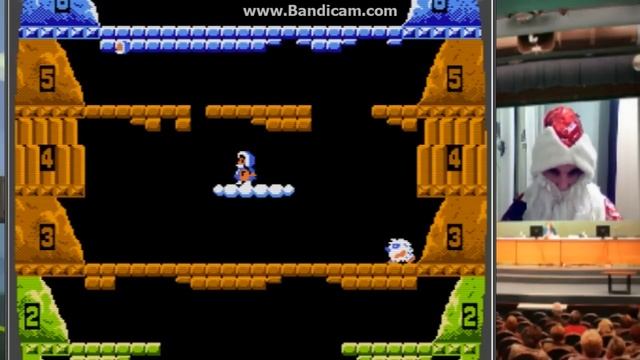 Дед Мороз играет в Ice Climber смотреть онлайн