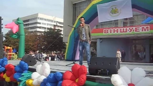 LEONARDO-ДЕНЬ ГОРОДА смотреть онлайн