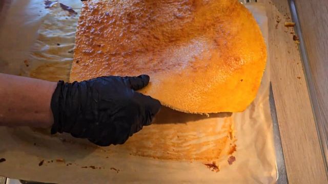 Медовый рулет с карамельным кремом,Готовим Бекицер😊👍 смотреть онлайн