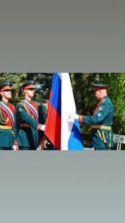 С наступающим!