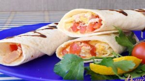 Буритто с яйцом и беконом