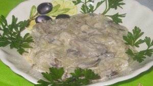 Вешенки тушеные в сметане