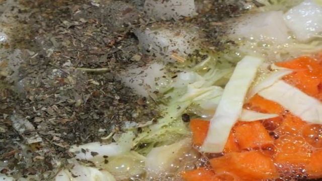 Суп овощной с кукурузными  початками и дайконом