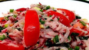 Салат с острой заправкой.