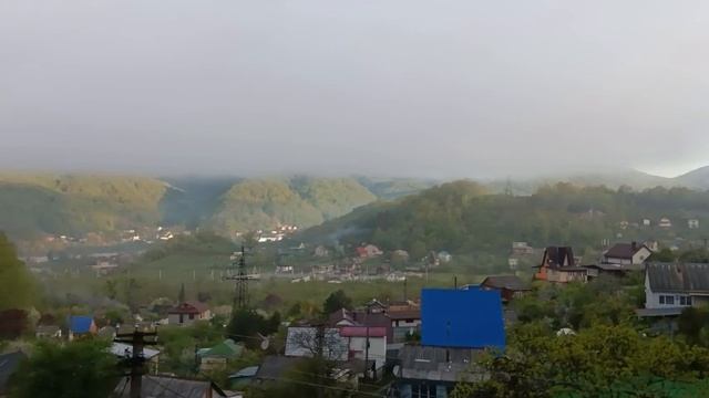 VID-20250423-WA0000 Облака и горы. Где-то возле Туапсе.