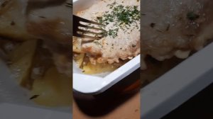 Холостяцкий обед из магазина.
