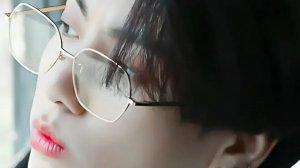 Чонгук: Новая Веха на Мировой Сцене K-POP🏆🎙🎶