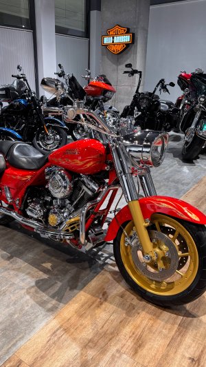 2007 HD CVO Road King Razor Red