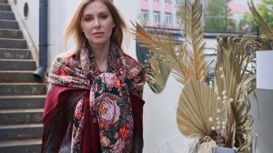 Многоцветный платок из уплотненной шерстяной ткани с шелковой бахромой "Любовь земная" вид 6 148х14