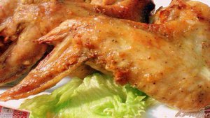 Куриные крылышки запеченные