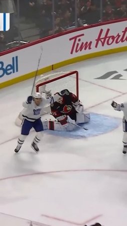 Auston Matthews and the Leafs strike first!
