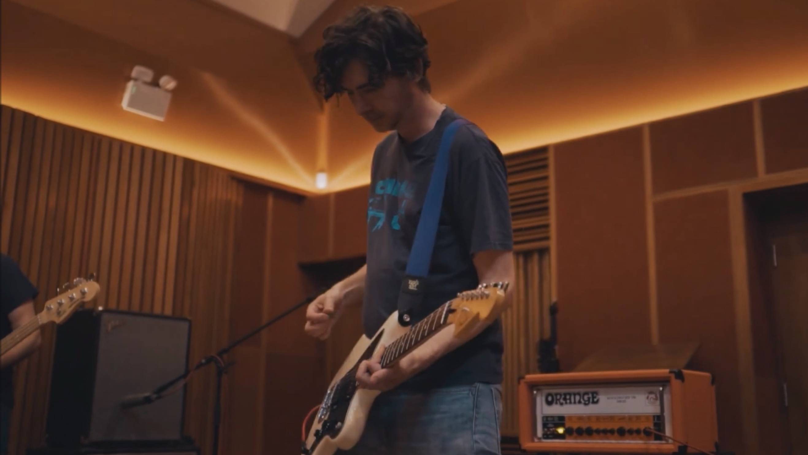 AV Sunset - Empty Vessels (Live)