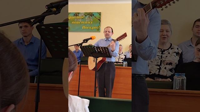 Он ВоскресЕго нет в гробе