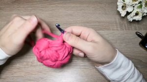 Шарик из пышных столбиков.