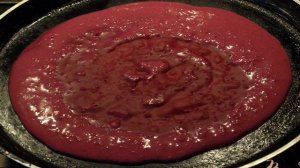 Закуска из свекольных блинчиков с сельдью