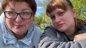 С внуком есть некогда, только развлекай/А в парке- то как хорошо, гуляем с внуком/цены на мясо/