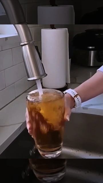 ТАК ВЫГЛЯДИТ ПРОЦЕСС ОЧИЩЕНИЯ ПОД ПОТОКОМ БОЖЕСТВЕННЫХ ЭНЕРГИЙ .