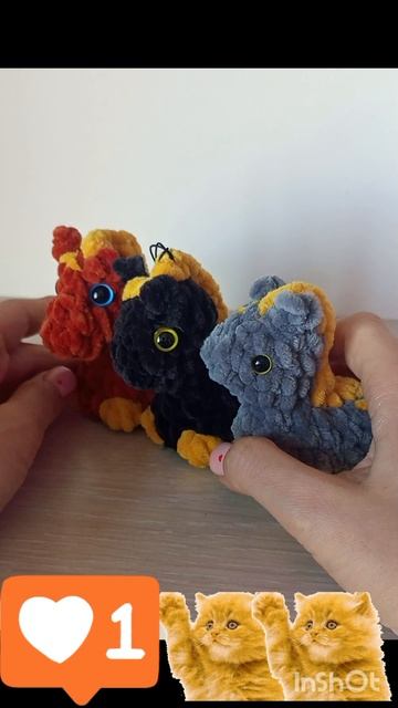 Лошадки крючком мини игрушки.