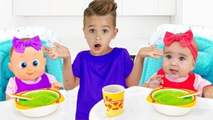 Влад и Ники. Николь в роли няни для малышки Алисы! Видео для детей.