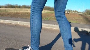 Катание на лонгборде по городу