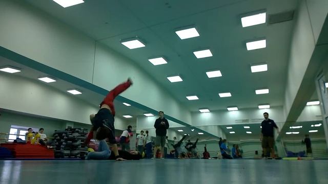 Свайпс смотреть онлайн