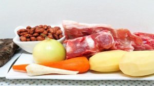 Суп с фасолью и лесными грибами