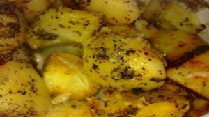 Запеченная, пряная картошка