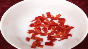 Гречка в горшках с овощами варено-копченой свининой  и грибами