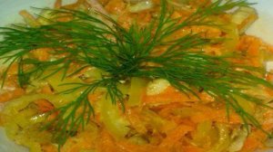 Салат из моркови, перца и курицы