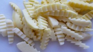 Кролик с картофелем в горшочках