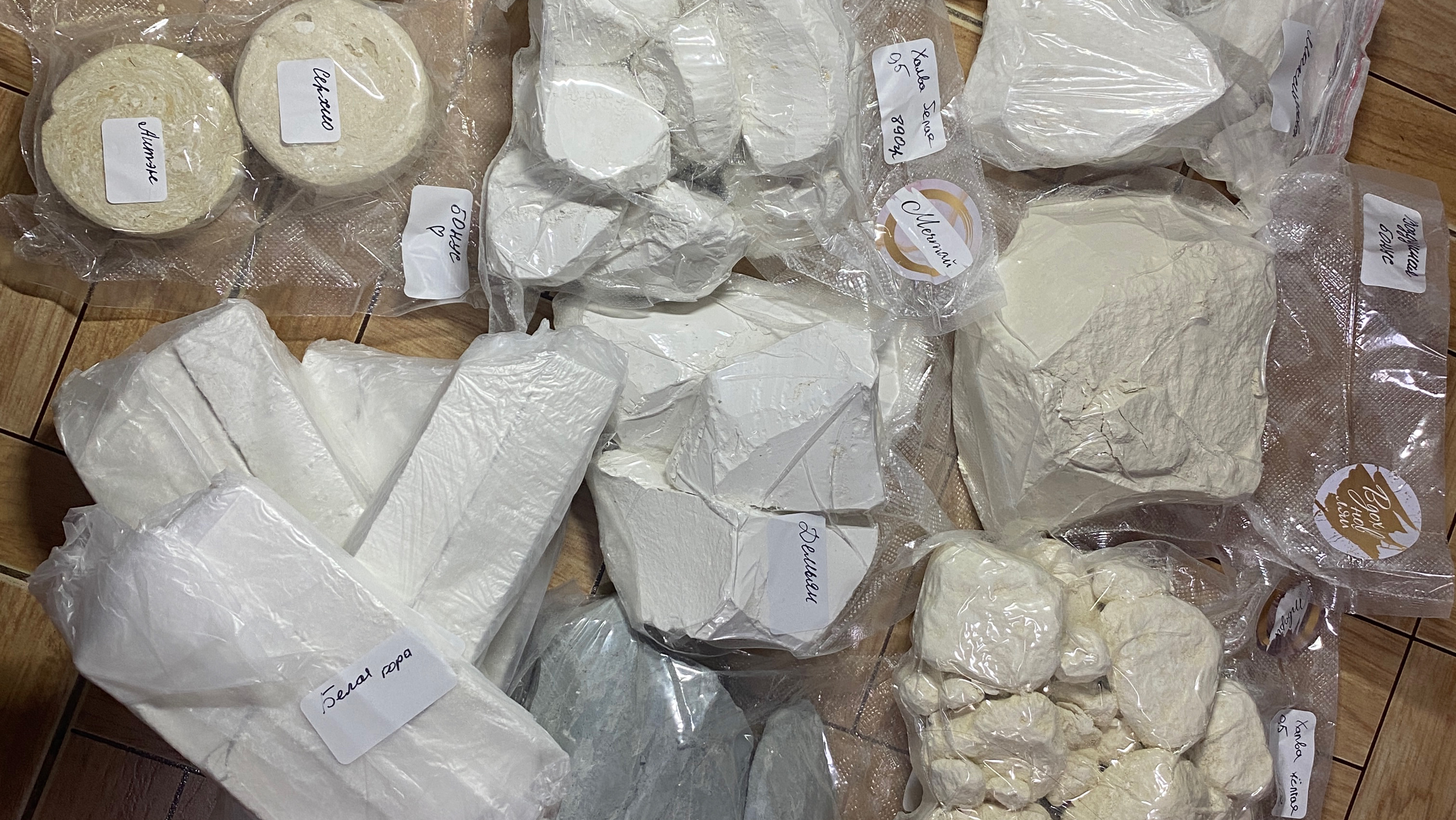 Распаковка от Аитэн. Мел и глина. смотреть онлайн