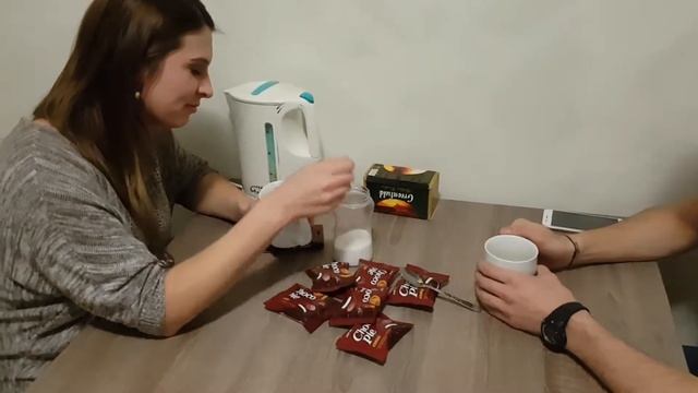 ПАРЕНЬ ЖЁСТКО ПОД@@@АЛ ТЁЛКУ!!! ЖЕСТЬ! ПРИКОЛ! СМОТРЕТЬ ДО КОНЦА!!1! смотреть онлайн