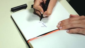Как писать перьевой ручкой?