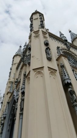 Готическая капелла в Петергофе