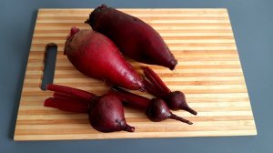 СВЕКОЛЬНЫЙ САЛАТ по-кроейски с КУНЖУТОМ